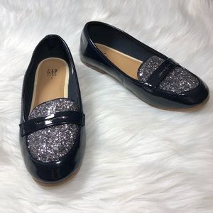 Gap Kids Girls Loafer Flats Blue and Silver Size 3